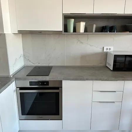 Regenex Apartment - 1Bdr 55M2 Free Parking Garage Apartment Belgrade