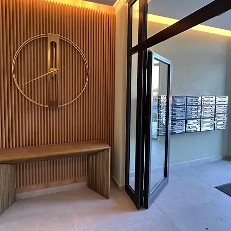 Apartment Regenex Apartment - 1Bdr 55M2 Free Parking Garage